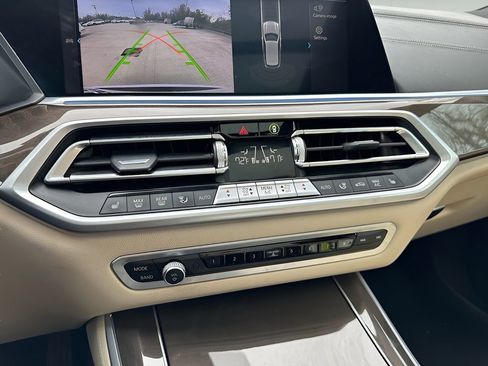 Used 2022 BMW X5 xDrive45e image 23