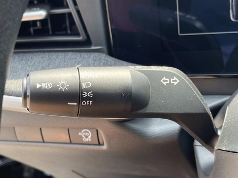 New 2026 Nissan Kicks S FWD image 32