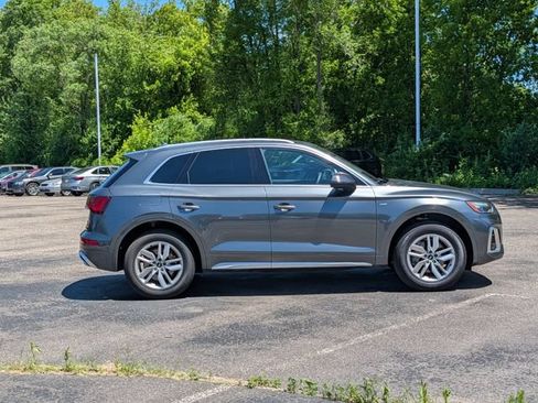 Used 2023 Audi Q5 2.0T Premium w/ Convenience Package AWD/4WD image 6