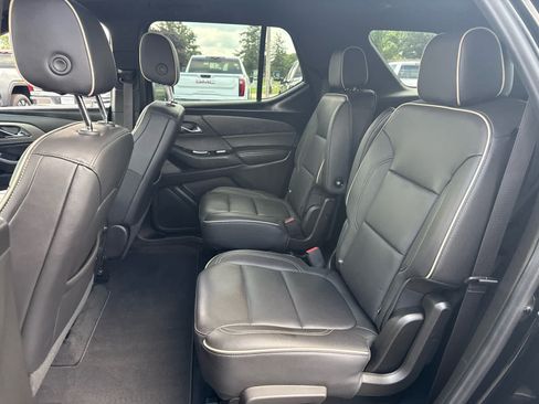 Certified 2023 Chevrolet Traverse Premier AWD/4WD image 27