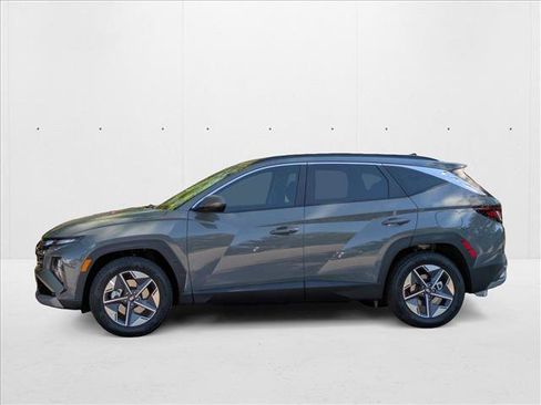 Certified 2026 Hyundai Tucson SEL Plus FWD image 5