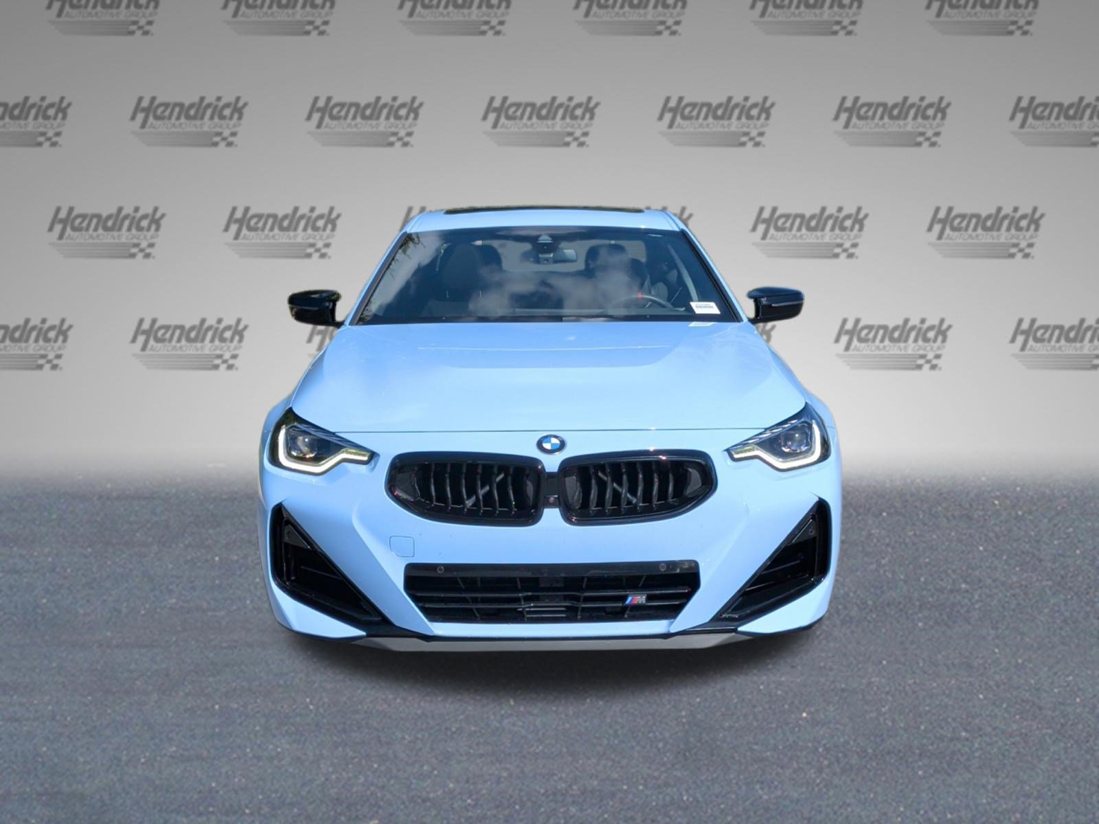 Used 2025 BMW M240i Coupe RWD image 3