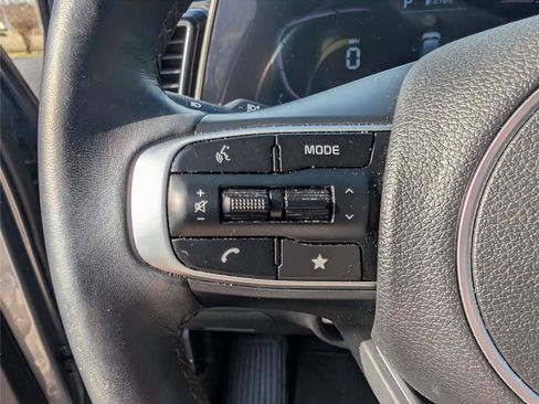 Used 2024 Kia Sportage EX image 32