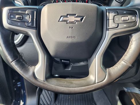 Used 2021 Chevrolet Silverado 1500 LT Trail Boss w/ Convenience Package II image 28