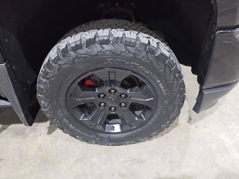 Used 2018 Chevrolet Silverado 1500 LTZ Z71 w/ LTZ Plus Package AWD/4WD image 26