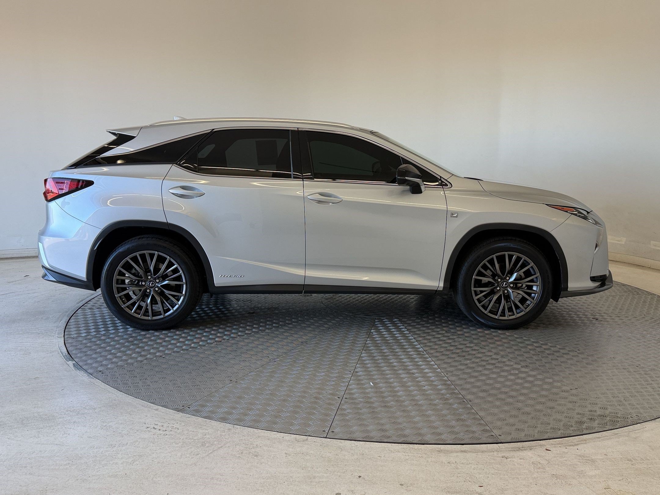 Used 2016 Lexus RX 450h F Sport w/ Cold Weather Package AWD/4WD image 8