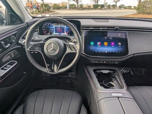 Used 2025 Mercedes-Benz E 450 4MATIC All-Terrain Wagon image 14