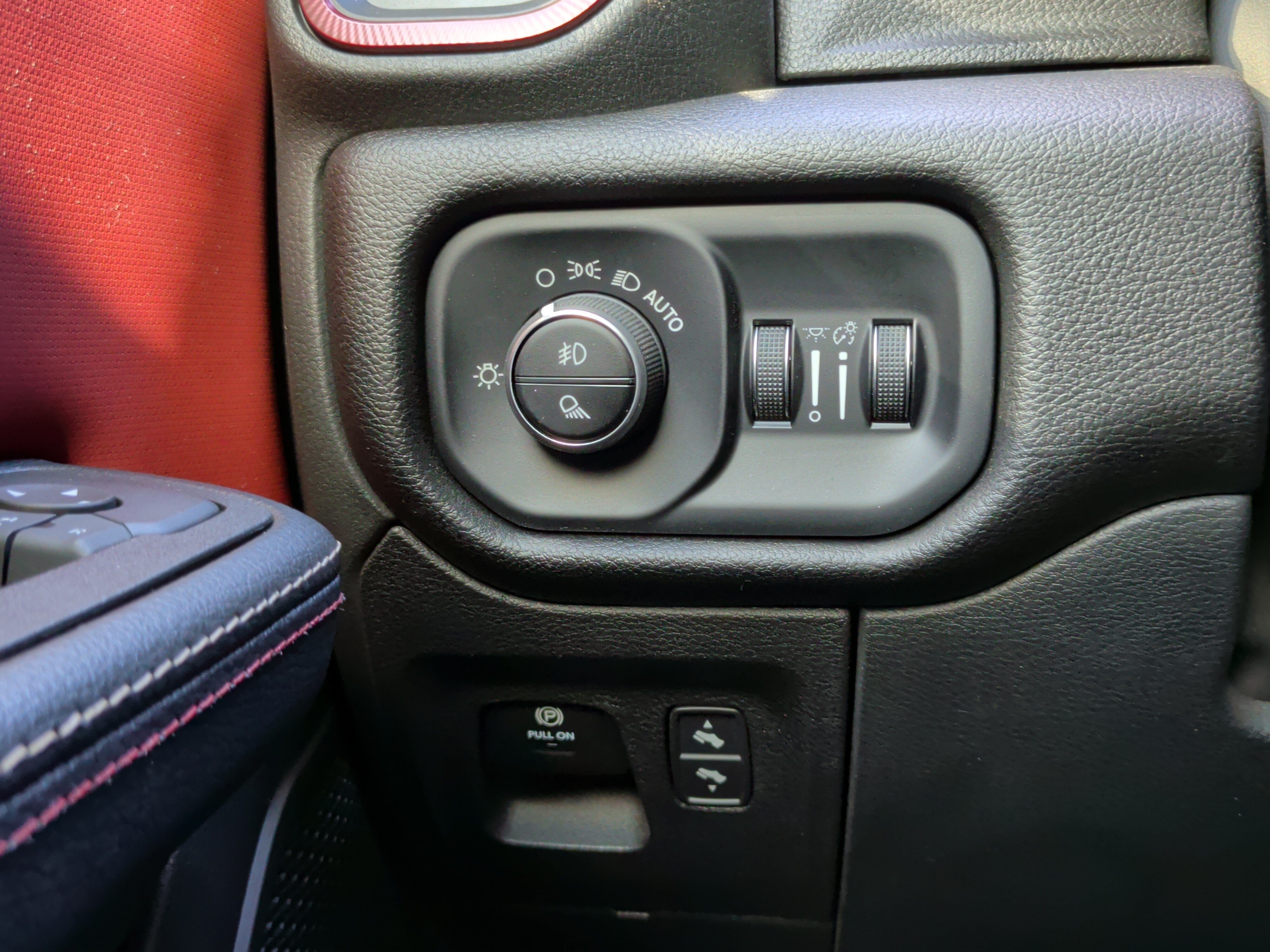 Used 2025 RAM 1500 Rebel w/ Rebel Level 1 Equipment Group AWD/4WD image 25