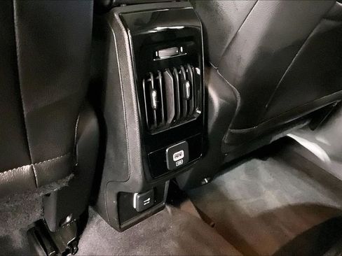 Used 2022 Jeep Compass Limited image 30