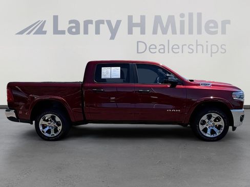 Used 2025 RAM 1500 Big Horn AWD/4WD image 7