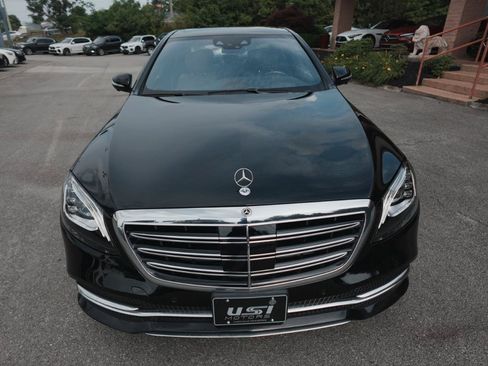 Used 2019 Mercedes-Benz S 560 4MATIC Sedan w/ Premium Package image 6