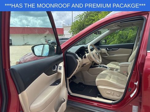 Used 2015 Nissan Rogue SV w/ SV Premium Package image 10