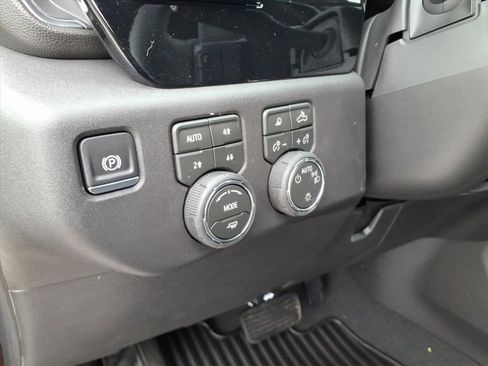 New 2026 Chevrolet Silverado 1500 LT w/ Z71 Off-Road Package AWD/4WD image 15