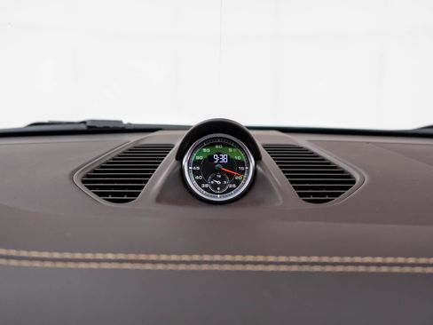 Used 2015 Porsche 911 Turbo S AWD/4WD image 21