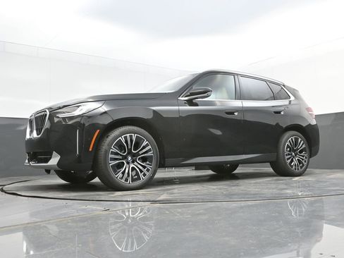 Certified 2025 BMW X3 xDrive30i w/ Premium Package image 36