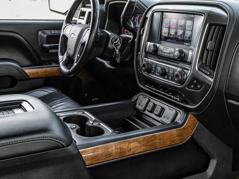 Used 2017 Chevrolet Silverado 1500 LTZ w/ Texas Edition image 22