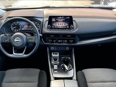 Certified 2023 Nissan Rogue SV image 15