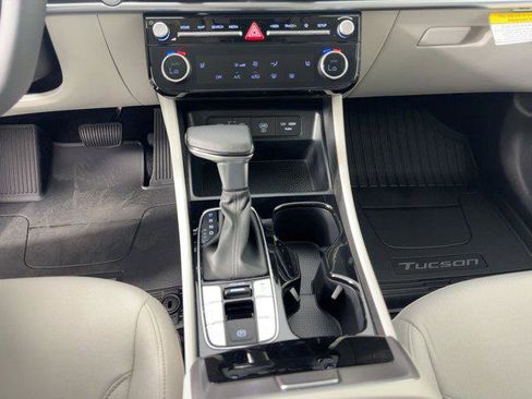 New 2026 Hyundai Tucson SEL image 18