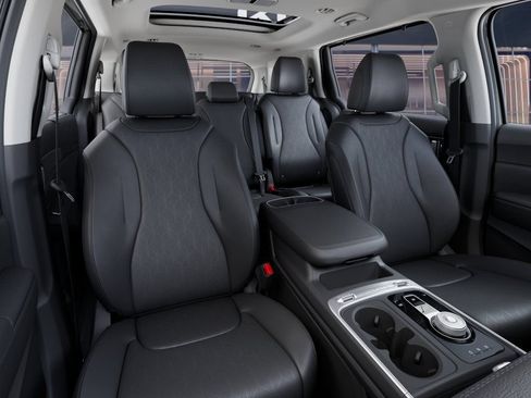 New 2027 Kia Carnival SX w/ Dark Edition Package FWD image 15