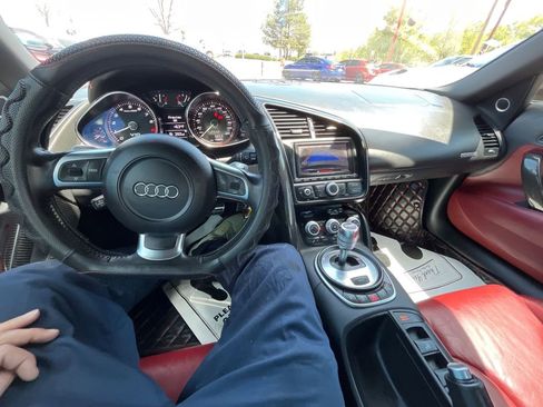 Used 2011 Audi R8 V10 AWD/4WD image 9