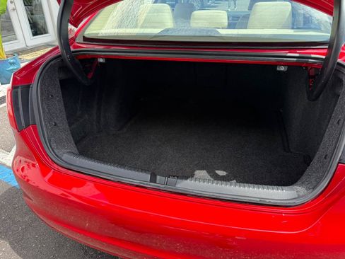 Used 2014 Volkswagen Jetta SE FWD image 19