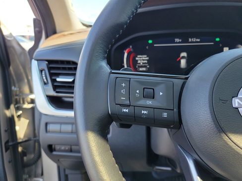 Certified 2022 Nissan Rogue Platinum w/ Head-Up Display Package image 22