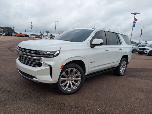 Used 2023 Chevrolet Tahoe Premier w/ Premium Package image 4