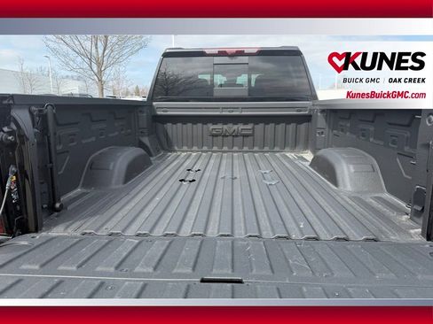 Used 2025 GMC Sierra 2500 Denali w/ Denali Reserve Package AWD/4WD image 4