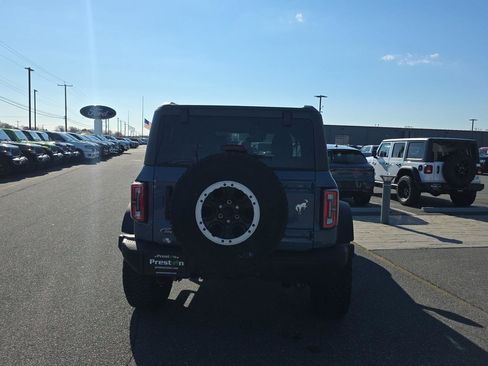 Used 2024 Ford Bronco Badlands image 17