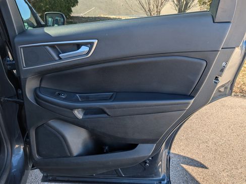 Used 2022 Ford Edge SEL w/ Convenience Package image 34