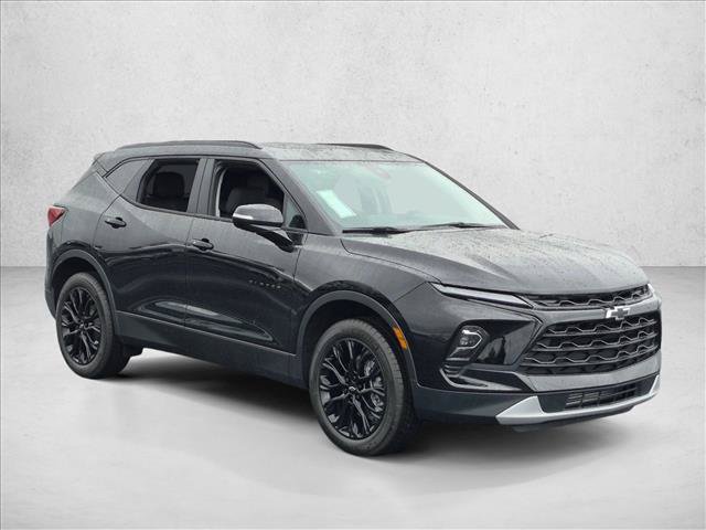 New 2026 Chevrolet Blazer LT w/ LPO, Black Grille Bar Package FWD image 5
