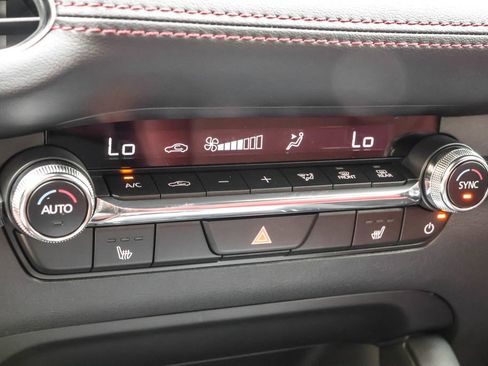 New 2026 MAZDA MAZDA3 Carbon image 31