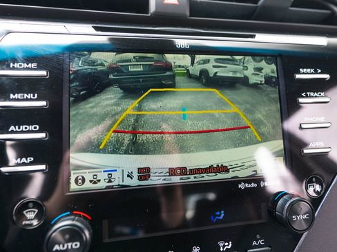 Used 2018 Toyota Camry XLE w/ Driver Assist Package image 35