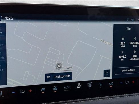 Used 2024 Lincoln Corsair FWD image 13