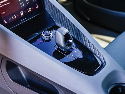 Used 2023 Polestar Polestar 2 w/ Pilot Pack image 19