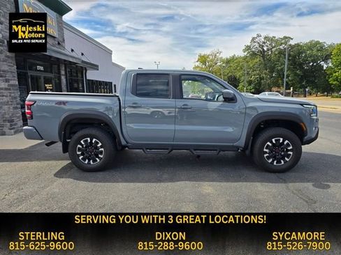 Used 2024 Nissan Frontier PRO-4X w/ Off-Road Protection Package image 9