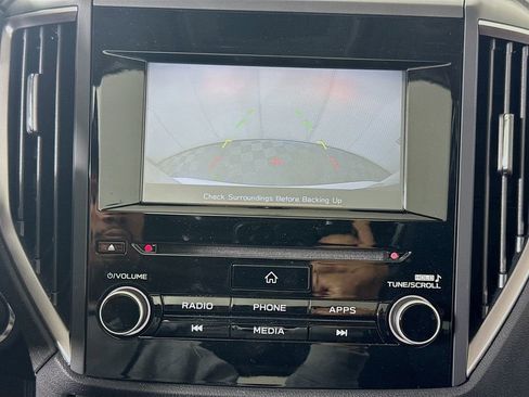 Used 2022 Subaru Forester Premium image 13