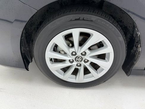 Used 2024 Toyota Camry LE image 7