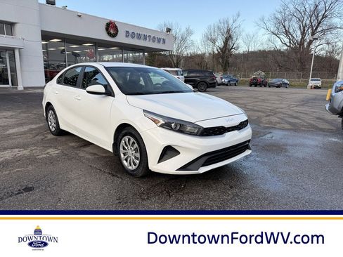Used 2022 Kia Forte Sedan image 1