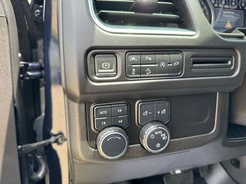 Used 2021 Chevrolet Tahoe Premier AWD/4WD image 11