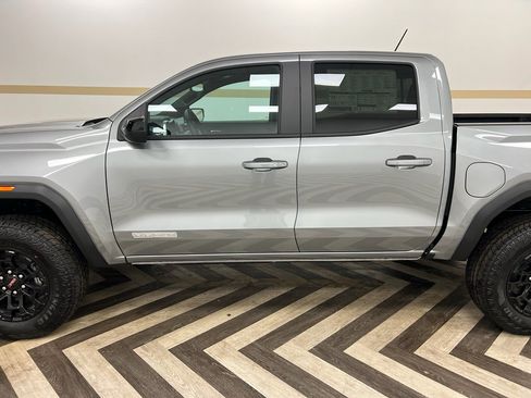 New 2026 GMC Canyon Elevation w/ Convenience Package image 3