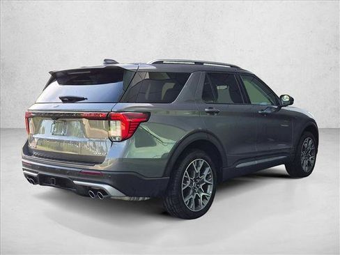 Used 2025 Ford Explorer Platinum w/ Ultimate Package AWD/4WD image 5