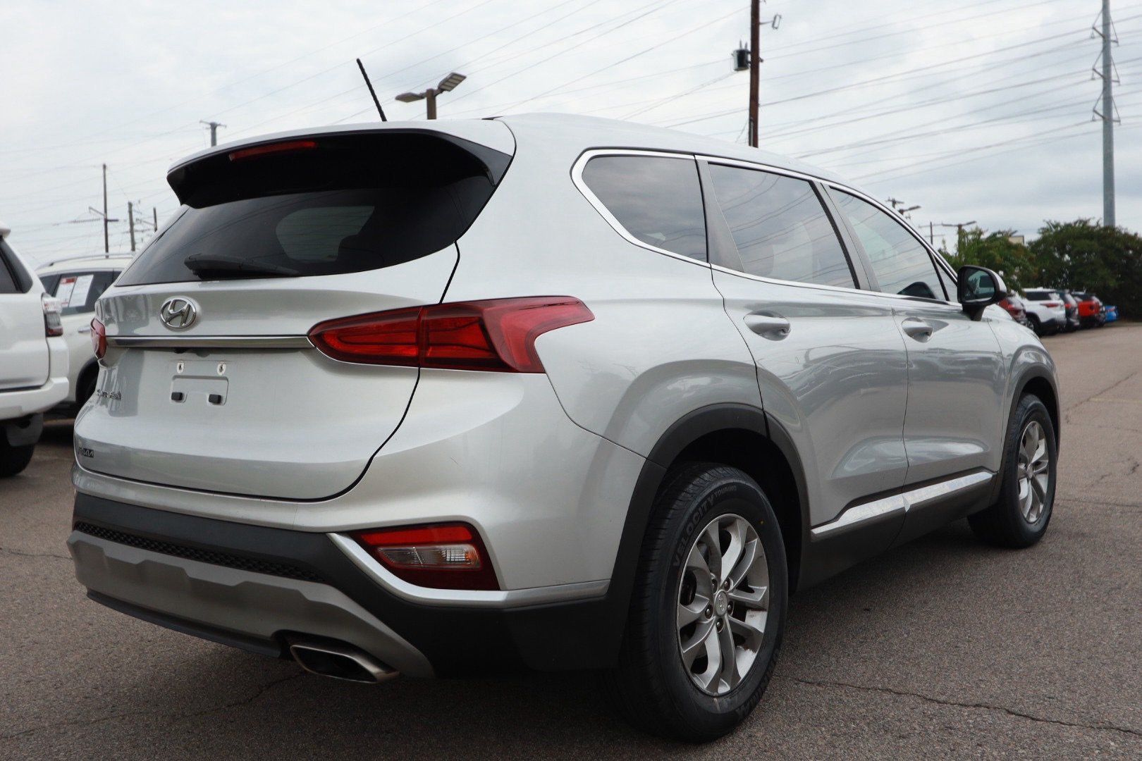 Used 2020 Hyundai Santa Fe SE FWD image 5