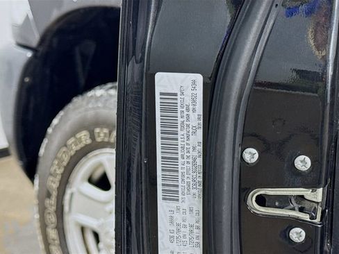 Used 2016 RAM 2500 Tradesman w/ Snow Chief Group image 28