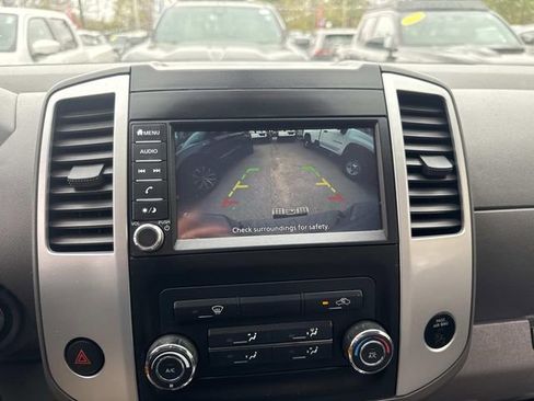 Used 2019 Nissan Frontier SV AWD/4WD image 24