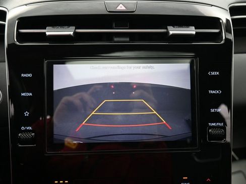 Used 2022 Hyundai Tucson SEL w/ Convenience + Premium Package image 10