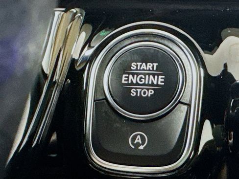 Used 2021 Mercedes-Benz GLA 250 image 17