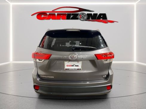 Used 2017 Toyota Highlander Plus image 4