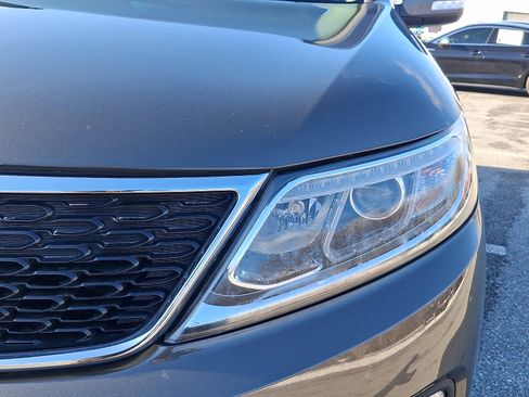 Used 2014 Kia Sorento EX w/ EX V6 Touring Package image 9