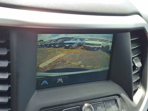Used 2017 GMC Acadia SLE FWD image 7